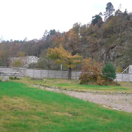 10 Person In Lindesnes *