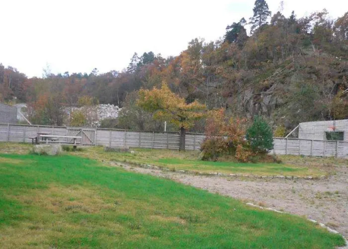 10 Person In Lindesnes-by Traum * Spangereid